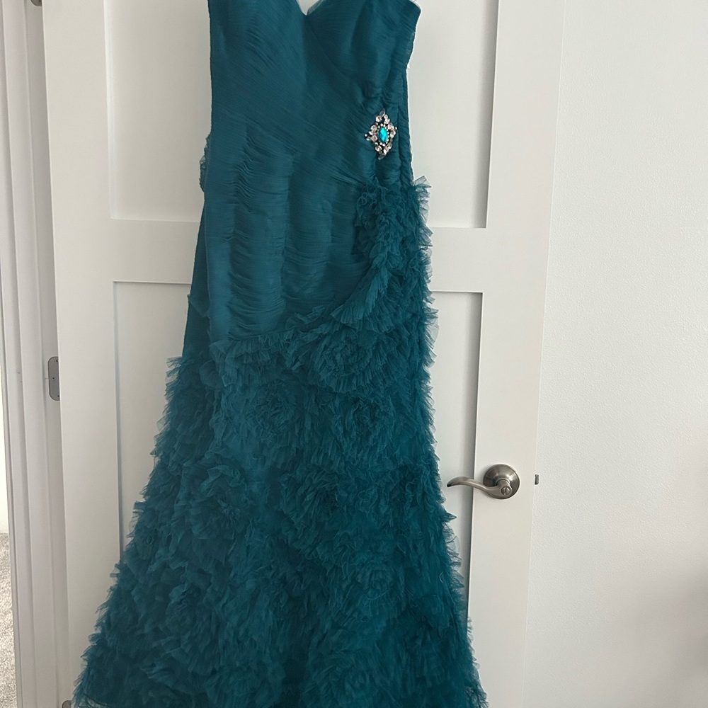 Terrani Coutoure Teal Strapless Dress